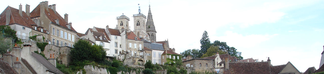 Semur-en-Auxois (Gabrielle Suchon)